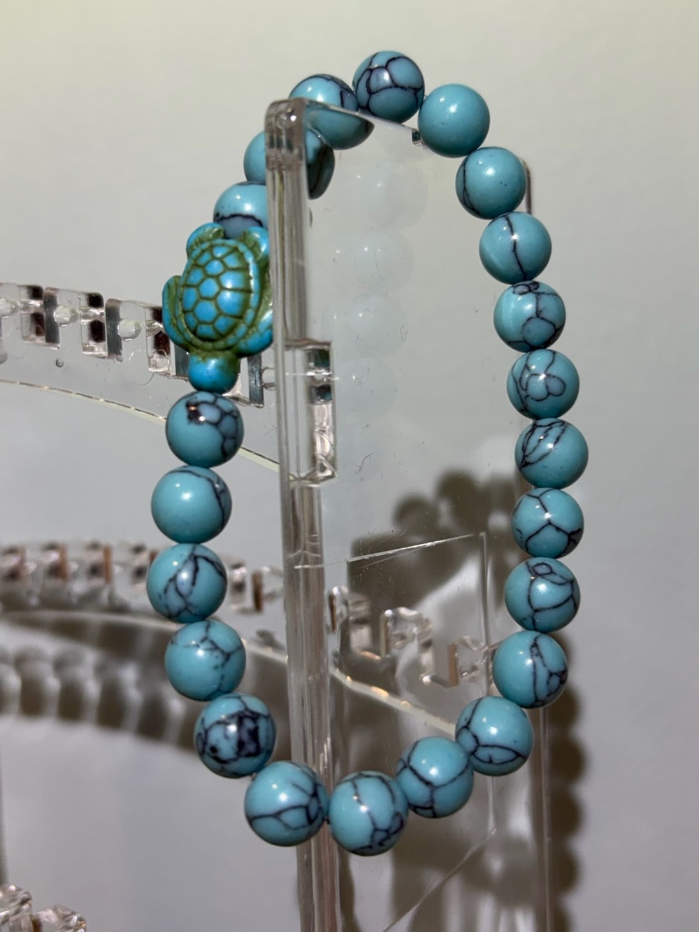 NWOT Turquoise Beaded Sea Turtle Stackable Stretch Bracelet
